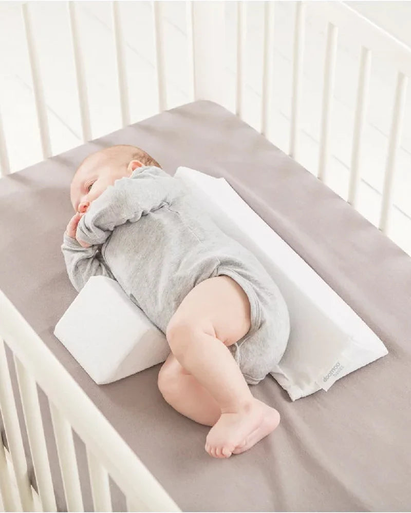 Anti-Roll Adjustable Baby Pillow for Infants - Safe and Comfortable Sleep Support