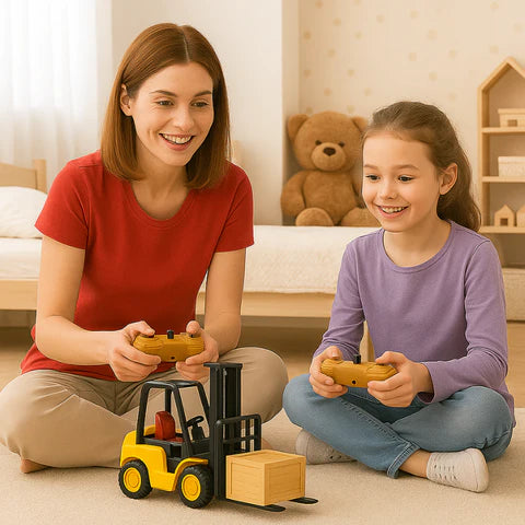 Remote Control Forklift Toy | Realistic Action, Cool Mist Effect & Music for Kids Aged 4-5+ Years