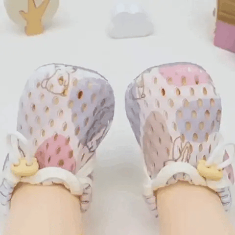 Ultra-Light Toddler Shoes | Breathable Mesh, Flexible Sole & Non-Slip Grip for Summer Adventures