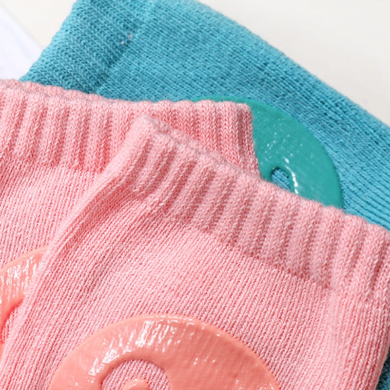 Non-Slip Baby Knee Pads | Soft, Breathable & Anti-Slip for Crawling Safety and Comfort (0-36 Months)
