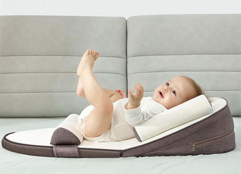 Organic Cotton Baby Lounger | Anti-Roll Sides, Gentle Incline & Portable for Supervised Playtime and Bonding