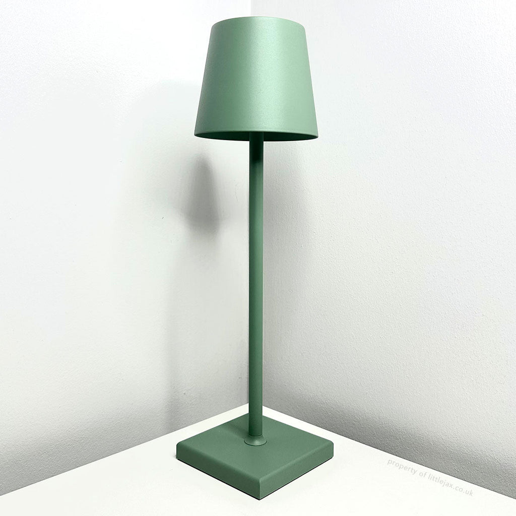 Stylish LED Bedside Lamp – Cordless, Rechargeable & Modern