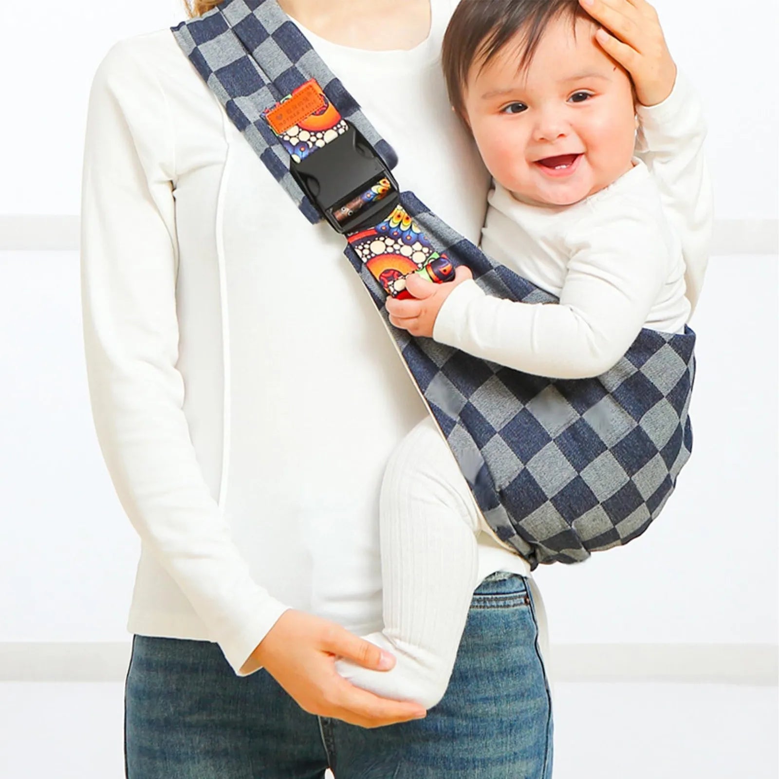 Adjustable Baby Sling Carrier | Ergonomic, Breathable & Lightweight for Parents on the Go