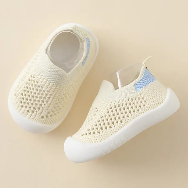 Confortable Toddler Shoes - Soft Slip-On Sneakers for First Walkers Childrens