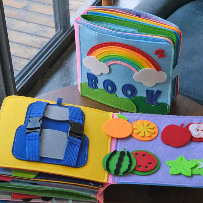 Montessori Activity Book for Children – Interactive Felt Learning Book with Fine Motor Skills Activities