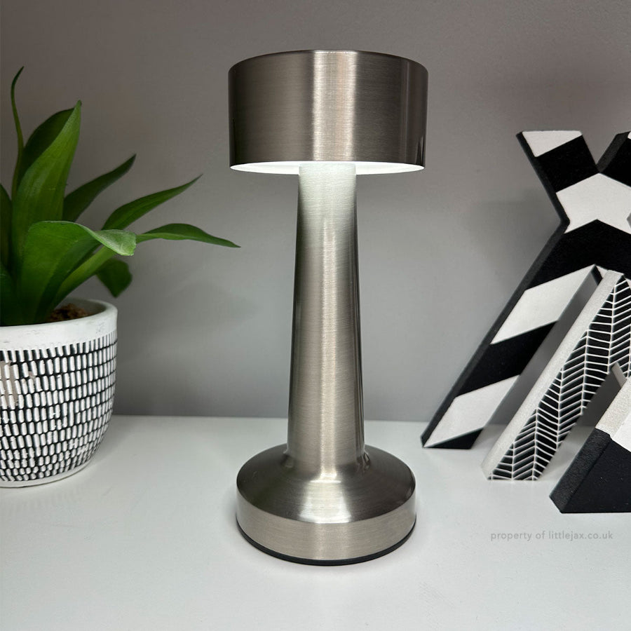 Minimalist Cordless Battery Powered Table Lamp
