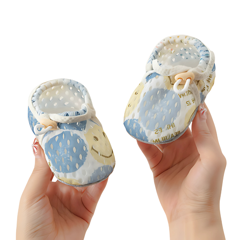 Ultra-Light Toddler Shoes | Breathable Mesh, Flexible Sole & Non-Slip Grip for Summer Adventures