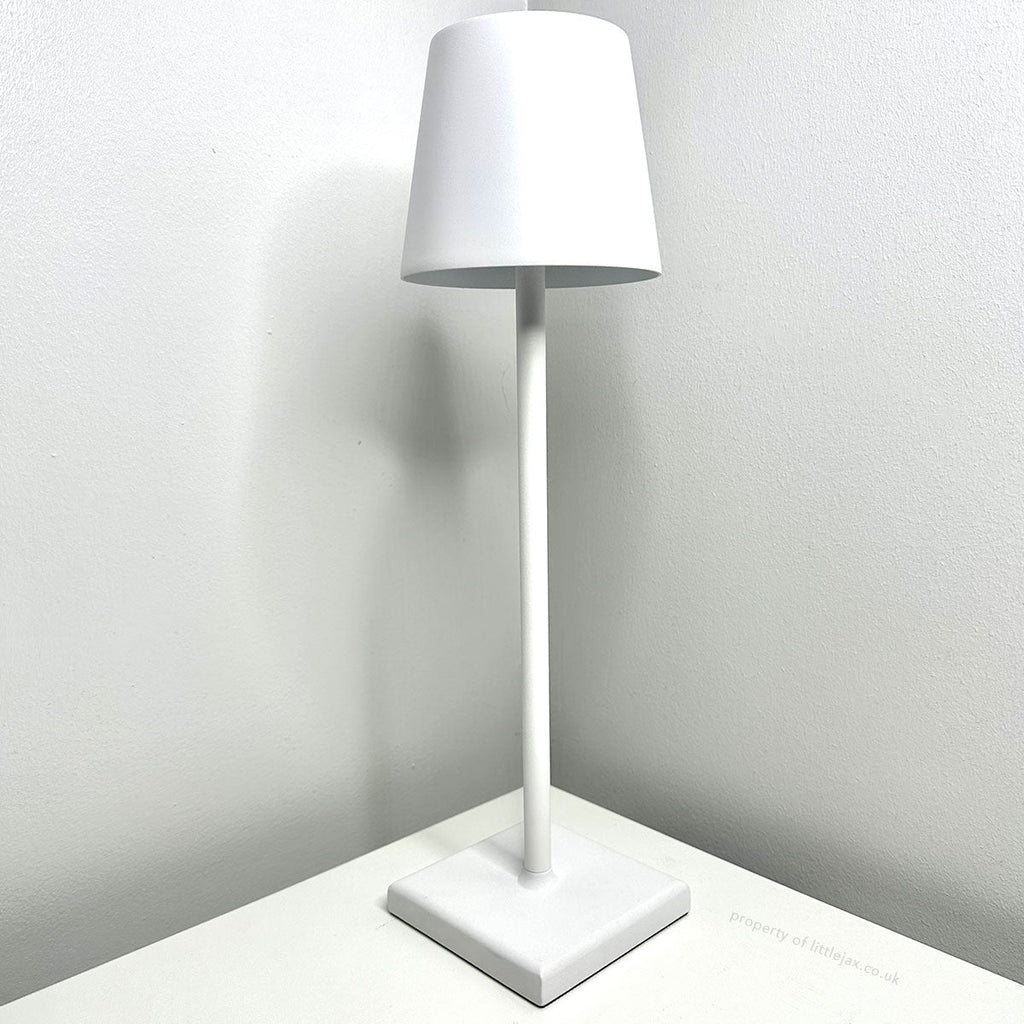 Stylish LED Bedside Lamp – Cordless, Rechargeable & Modern