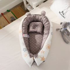 Baby Nest Bed with Pillow Sleepyhead Pod