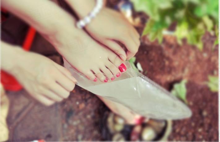 Babies Feet Original Deep Moisturizing Exfoliation for Feet Peel Socks (1 Pair Set) - Balma Home